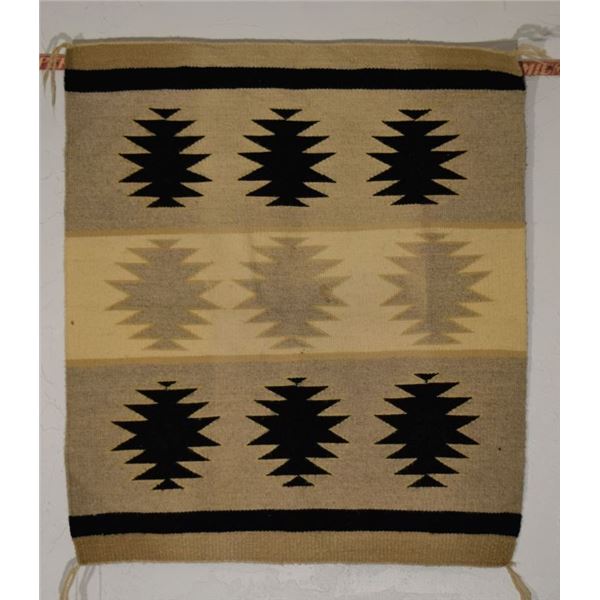 NAVAJO INDIAN TEXTILE