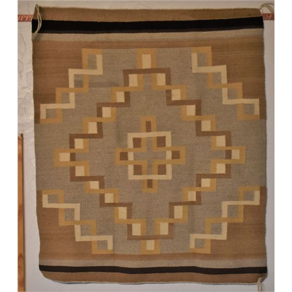 NAVAJO INDIAN TEAXTILE