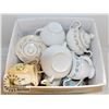 Image 1 : BOC OF CREAMERS AND SUGARS FROM THE ESTATE OVER