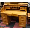 Image 1 : VINTAGE WINNERS ONLY SOLID OAK ROLL TOP DESK