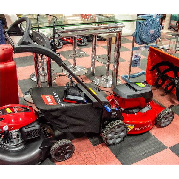 TORO 60 V BRUSHLESS 21 INCH SELF PROPELLED MOWER W