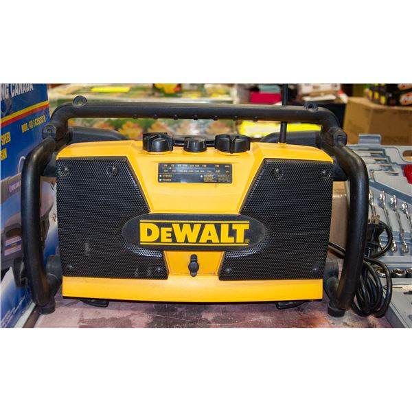 DEWALT WORKSITE RADIO