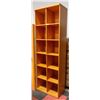 Image 1 : 12 CUBBY CUBE SHELF 28" X 15" X 86" - SCRATCHES ON