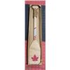 Image 1 : 22" WOODEN PADLE WITH MAPLE LEAF