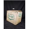 Image 2 : 23 VINTAGE CO-OP MOTOR OIL QUARTS IN ORIGINAL CARDBOARD CASE