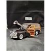 Image 1 : 1948 CHEVROLET FLEETMASTER WOODY WAGON DIE CAST CAR