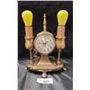 Image 1 : VINTAGE CLAW FOOT CAST METAL MANTLE LAMP