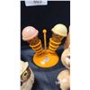 Image 2 : COLLECTION VINTAGE SALT & PEPPER SHAKERS