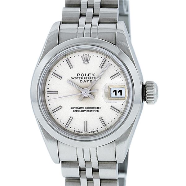 Rolex Ladies Stainless Steel Silver Index 26MM Quickset Datejust Wristwatch With