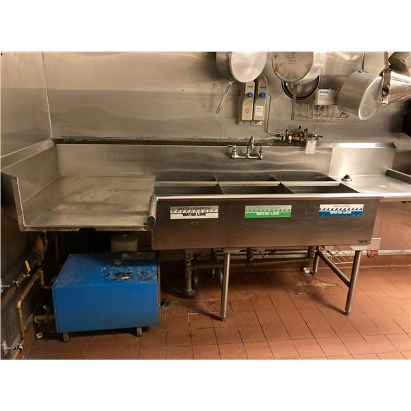 QUEST STAINLESS STEEL COMMERCIAL L-SHAPED 3 BAY WASH SINK WITH FAUCET