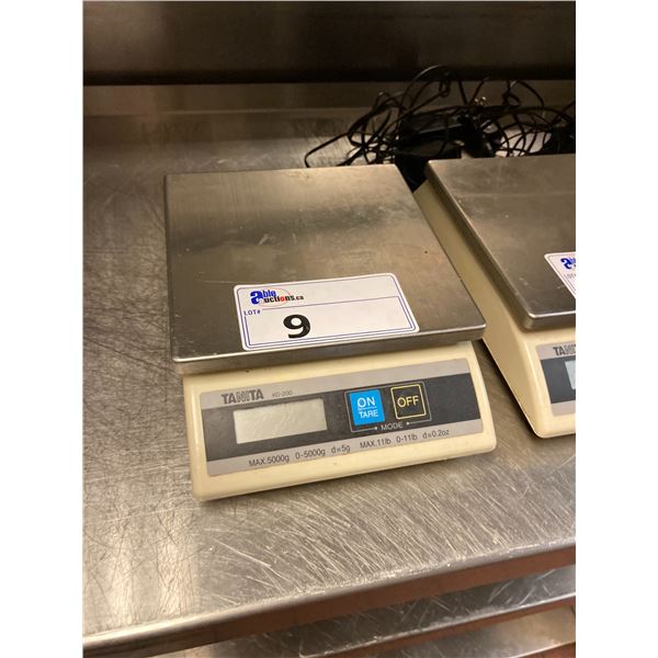 TANITA KD-200 DIGITAL COMMERCIAL PORTION SCALE WITH POWER ADAPTER
