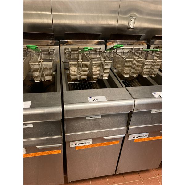 FRYMASTER PMJ135SC STAINLESS STEEL COMMERCIAL DUAL BASKET GAS DEEP FRYER
