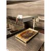 Image 2 : HATCO GLO-RAY ELECTRIC COMMERCIAL FOOD WARMER