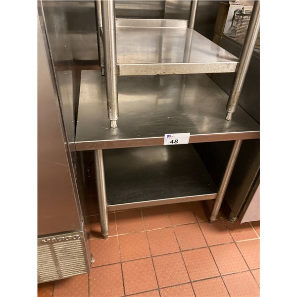 STAINLESS STEEL 30"W X 30"D X 26"H COMMERCIAL PREPARATION TABLE