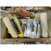Image 3 : Assorted Painting Supplies