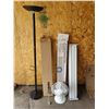 Image 1 : Lamp, Fluorescent Bulbs & Fan
