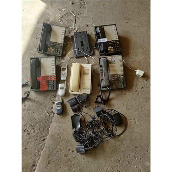 Old Phones & Cellphones