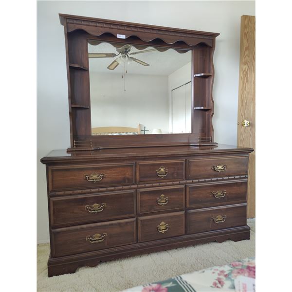 Vanity Dresser with Mirror