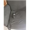Image 4 : 2 Lifting Chairs with Covers