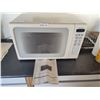 Image 1 : Panasonic Microwave