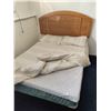 Image 1 : Queen Bed with Under-Bed Storage & Dresser