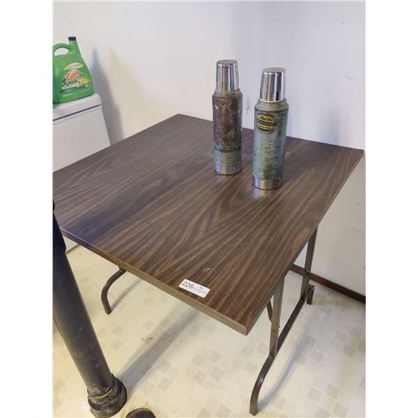 Old Stanley Thermoses (2pc) and Square Table