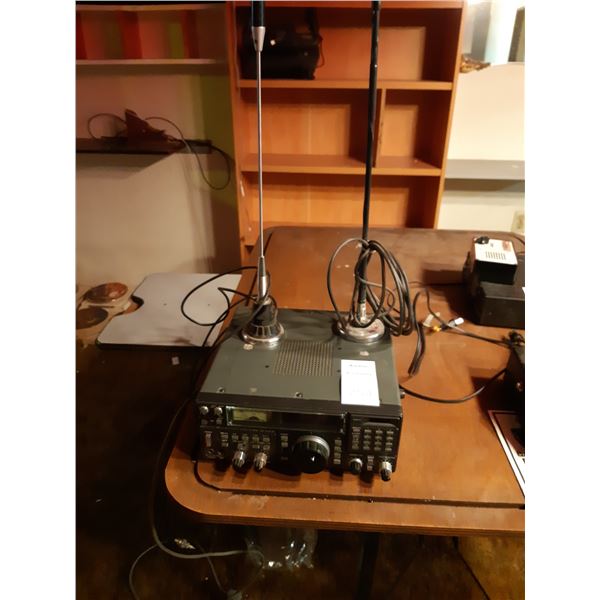 ICOm Communications Receiver Cat A