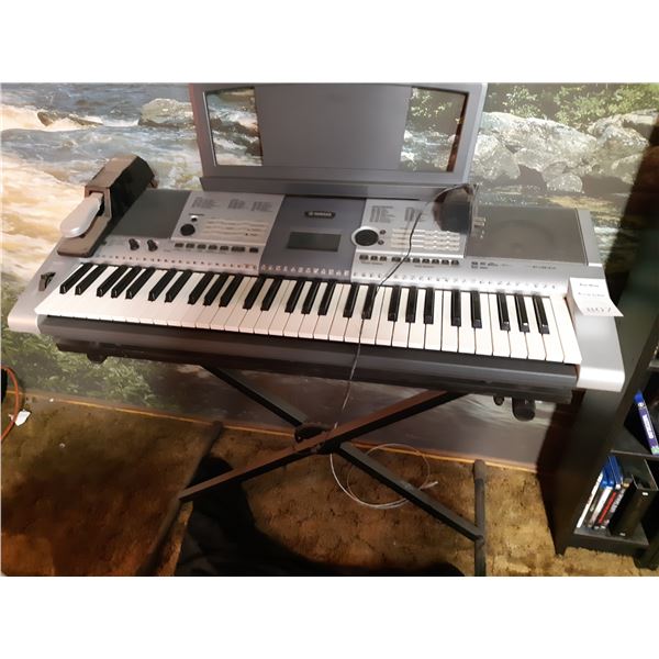 Yamaha Keyboard Cat B