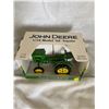 Image 2 : JD 1/16 Model 62 Tractor