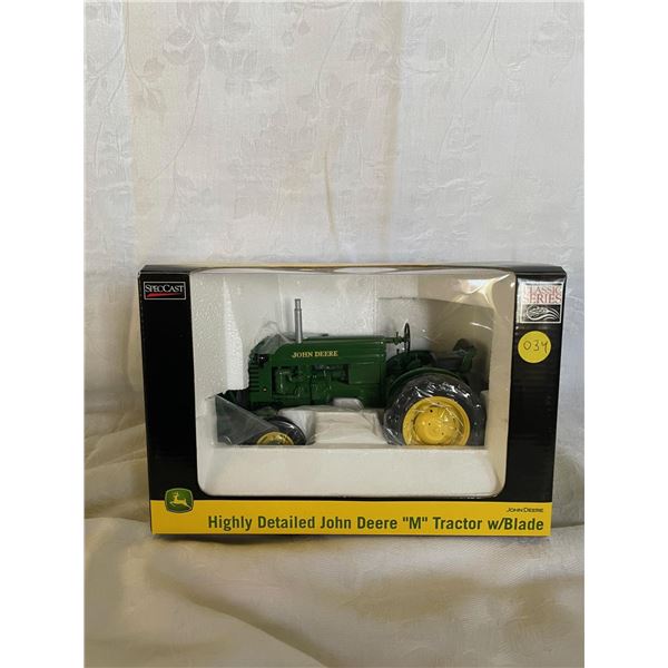 JD “M” w/blade 1/16 Replica Tractor