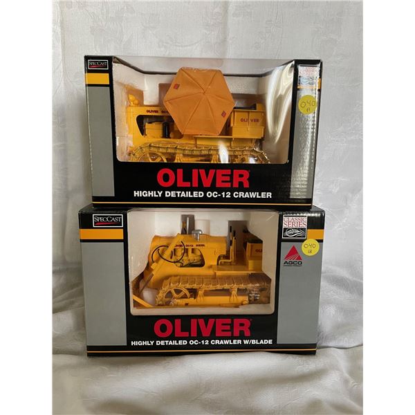 A+B  Oliver OC-12 Gas Crawler 1/16 and Oliver highly detailed OC-13 Diesel Crawler w/ Blade 1/16