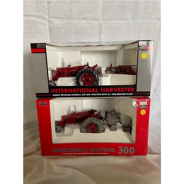 A+B  International Harvester highly detailed Farmall 300 Gas Tractor with 311 Moldboard Plow 1/16 an