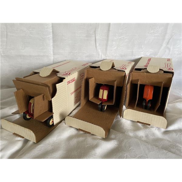 A+B+C  ERTL CO-OP E2 Cockshutt and ERTL Cockshutt 20 and ERTL Cockshutt 20 Deluxe All National Farm 