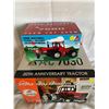 Image 2 : A+B  Allis-Chalmers 7580 2008 National Farm Toy Show Vintage 6 4WD Series 1/32 and Allis-Chalmers A-