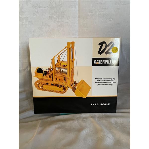 Caterpillar D2 Track-Type Tractor (5U series) Traxcavator 1/16