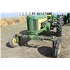 Image 2 : JD 530 P.S., styled, SN- 530561, original, 3 pt., PTO, single hyd, fair 13.9 x 36 tires  (runs)