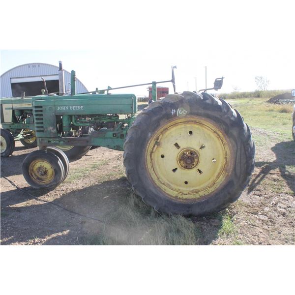 JD B SN- incomplete 0827, pulley, hyd, PTO, rockshaft (will run)