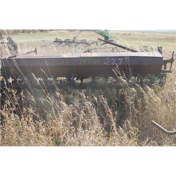 JD Disc Drill 8' c/w 2- Hitches