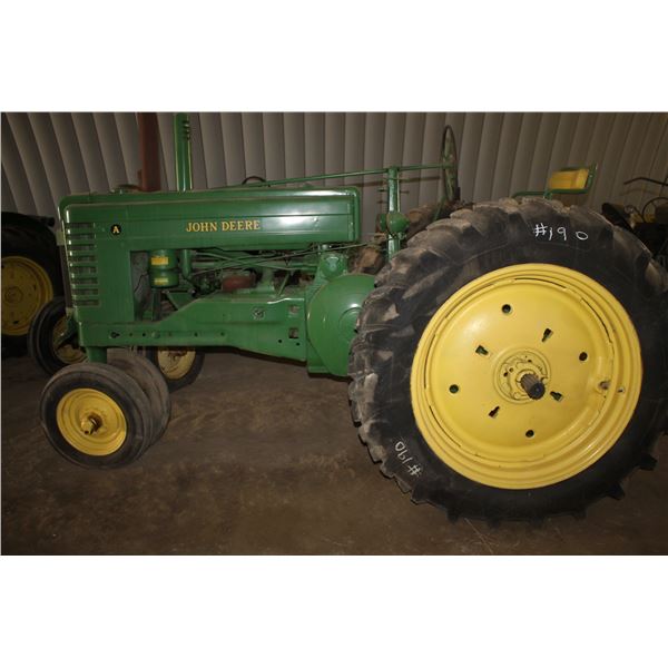 JD A, gas, restored, pulley, new rubber, hyd PTO
