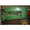 Image 7 : JD A, gas, restored, pulley, new rubber, hyd PTO