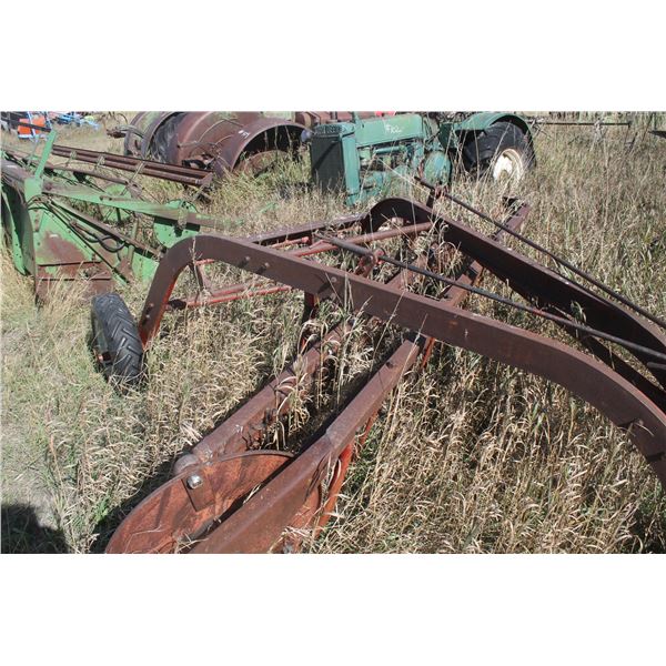 Cockshutt 311 side-delivery rake