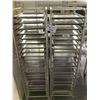 Image 1 : 40 CLEAN BAKING SHEETS