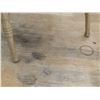 Image 3 : COUNTRY OAK TABLE WITH 5 MATCHING CHAIRS (VISIBLE STAINS)