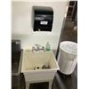Image 1 : WASH BAY & PAPER TOWEL DISPENSER