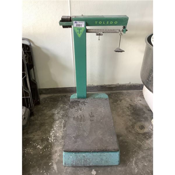 TOLEDO INDUSTRIAL SCALE 1000 LBS CAPACITY MODEL 4180