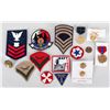 Image 1 : US MEDALS AND PATCHES (28)