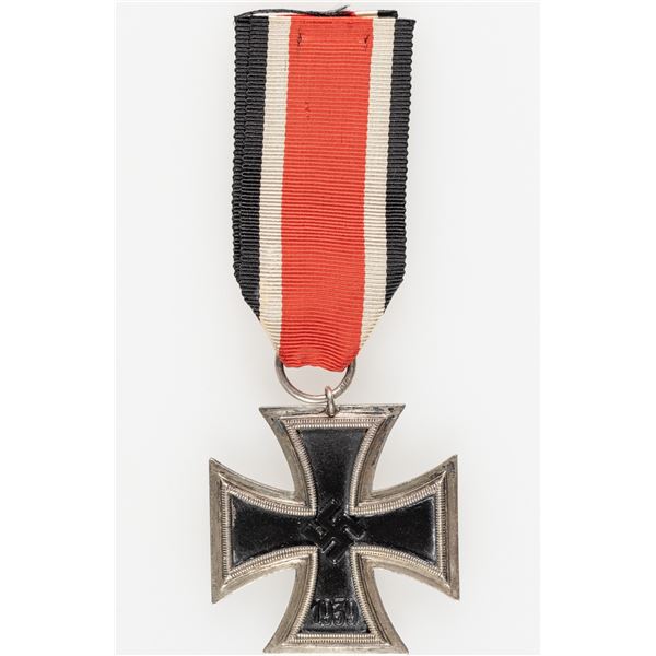WWII IRON CROSS SECOND CLASS