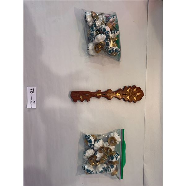 Wall Hanges and Decorative Knobs