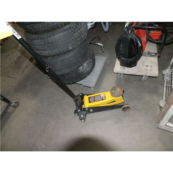 2 3/4 Ton Hydraulic Floor Jack