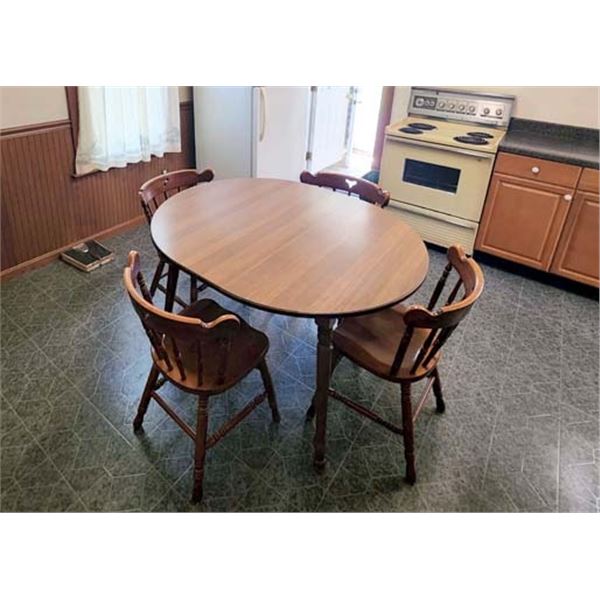 WOODEN KITCHEN TABLE W/ 4 MAPLE CHAIRS
